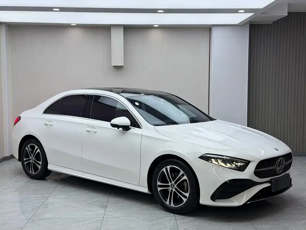 Mercedes-Benz A-Class — фото 8