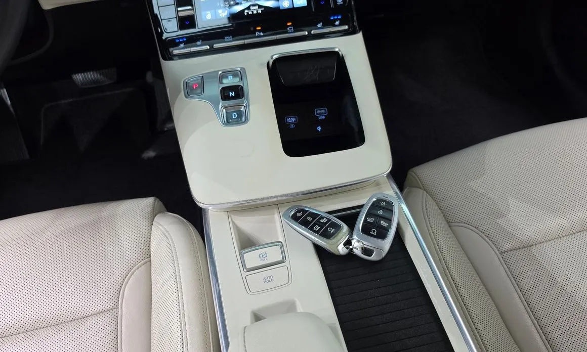 Hyundai Grandeur — фото 10