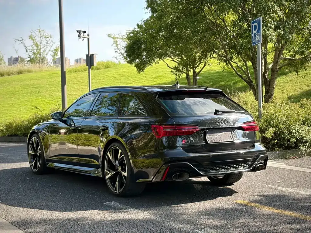 Audi RS 6 — фото 10