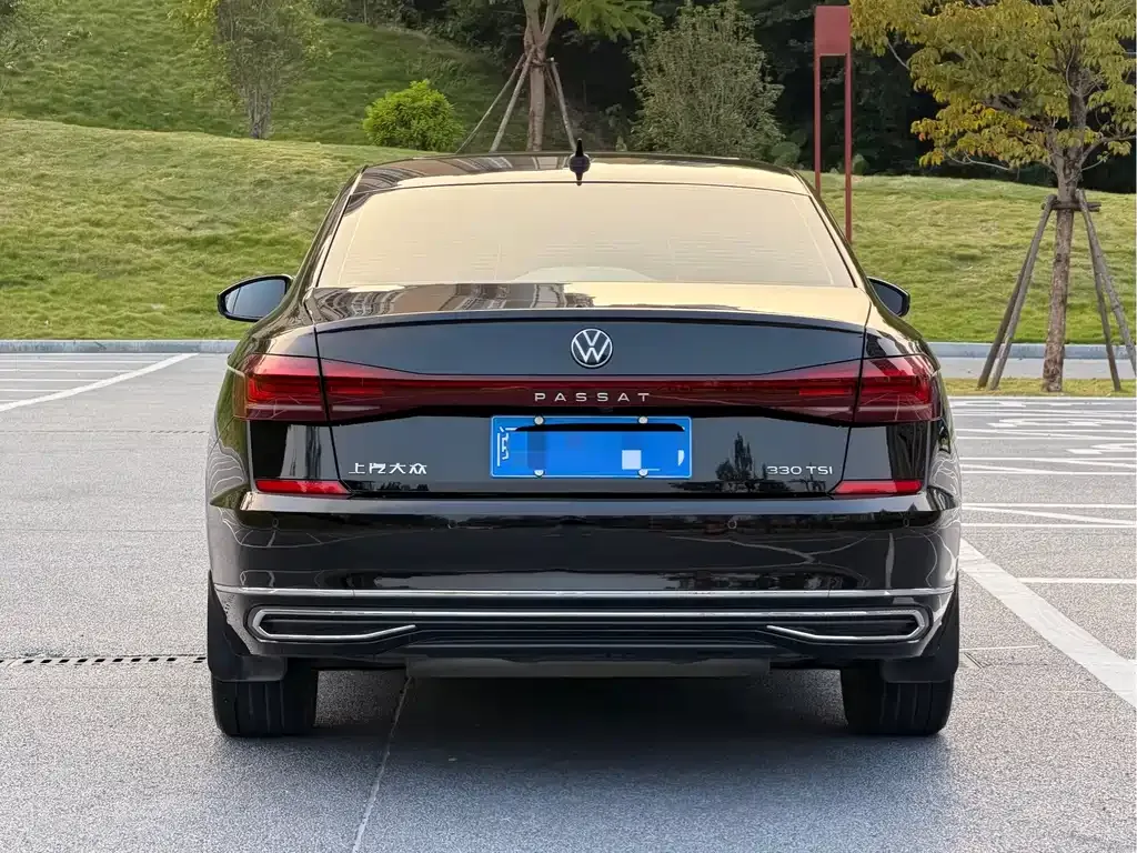 Volkswagen Passat — фото 4