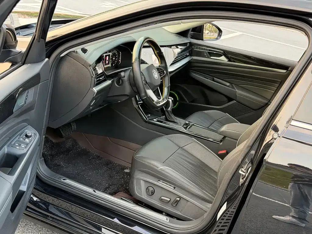 Volkswagen Passat — фото 2