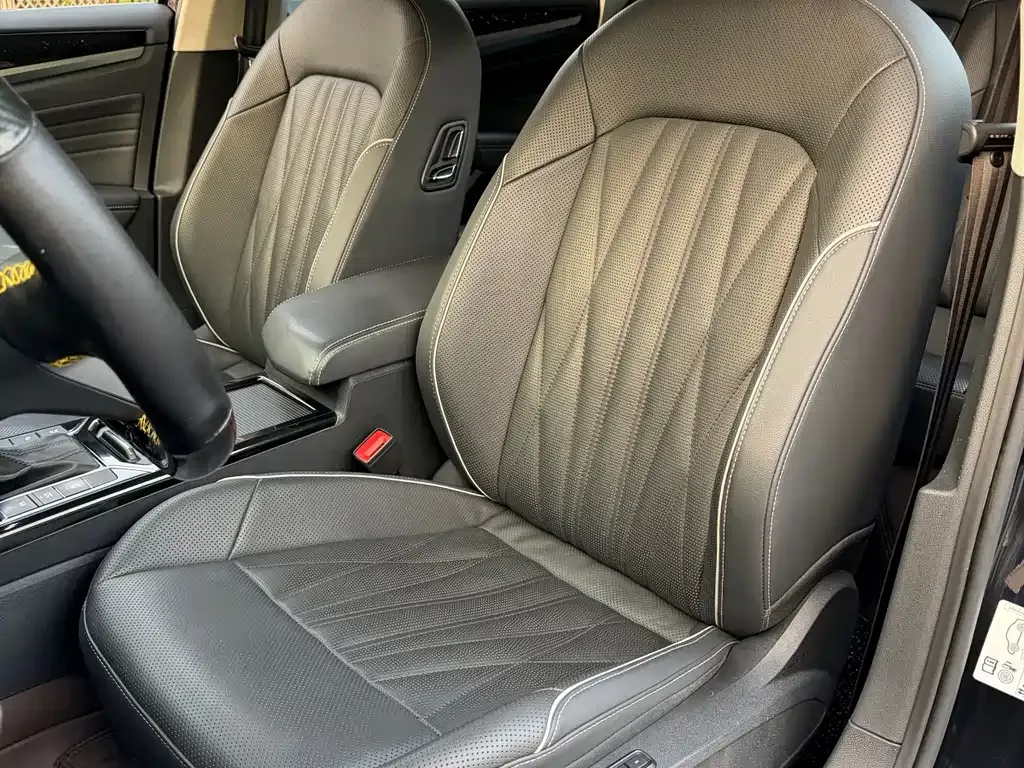 Volkswagen Passat — фото 9