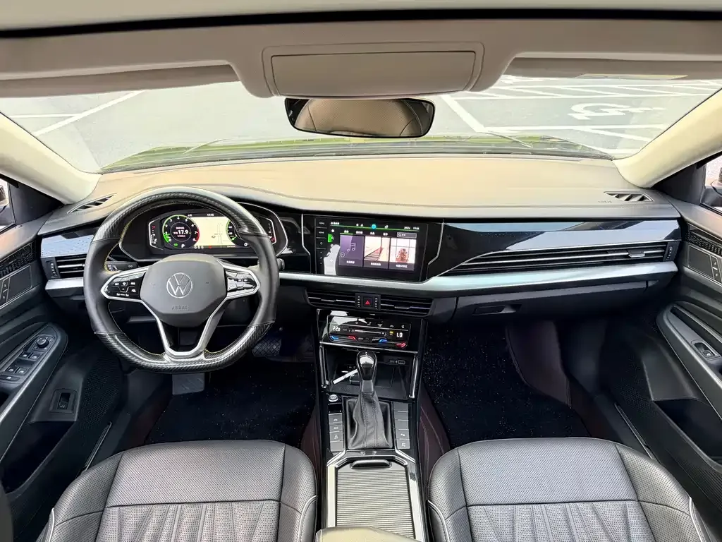 Volkswagen Passat — фото 3