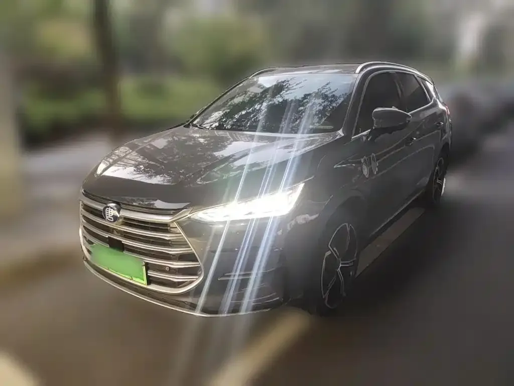 BYD Tang New Energy — фото 1