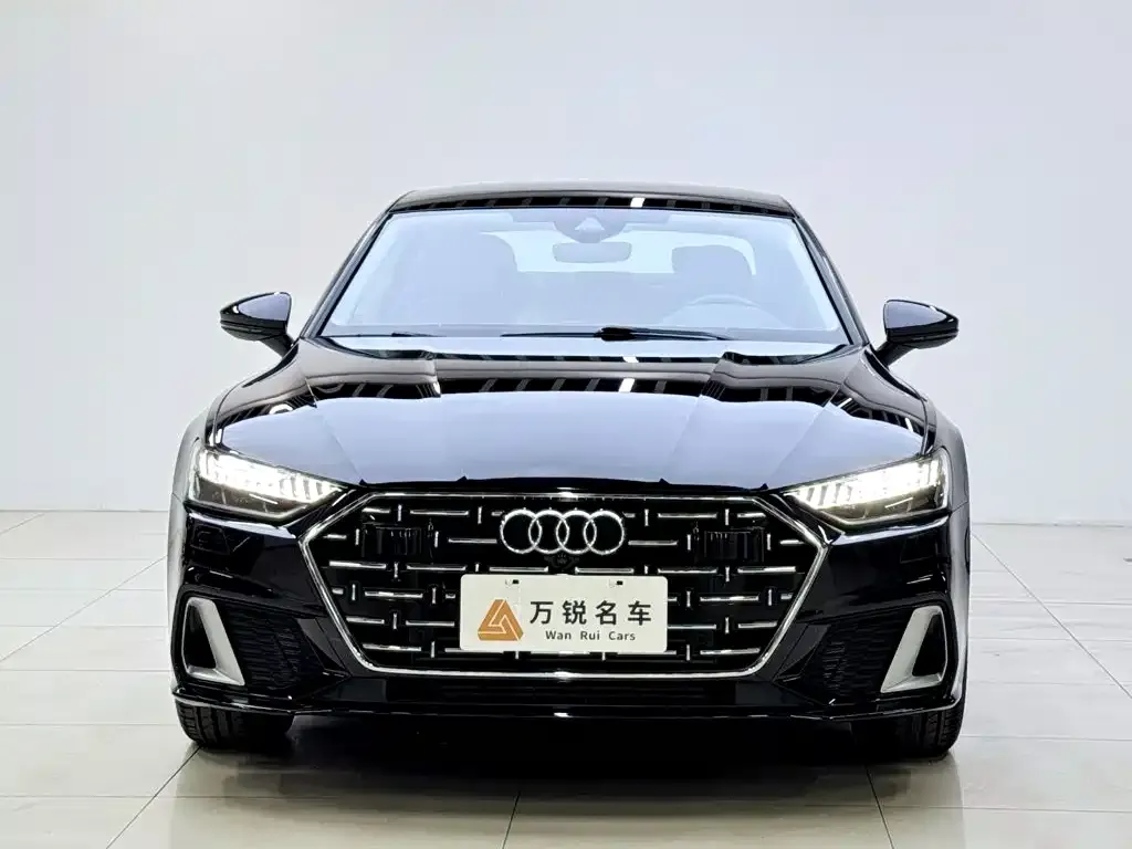 Audi A7L — фото 9