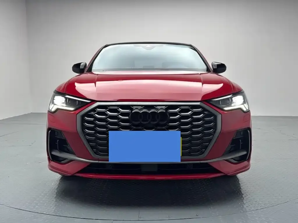 Audi Q3 Sportback — фото 9