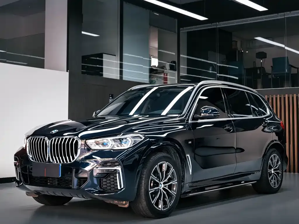 BMW X5 — фото 1