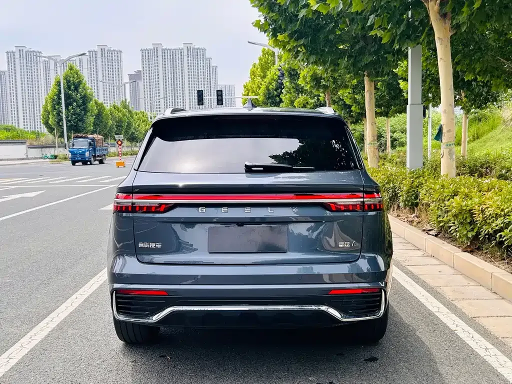 Geely Xingyue L — фото 8