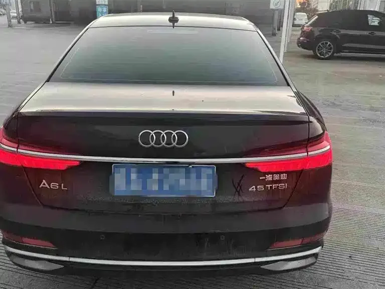Audi A6L — фото 5