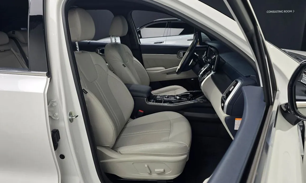 Kia Sorento — фото 8