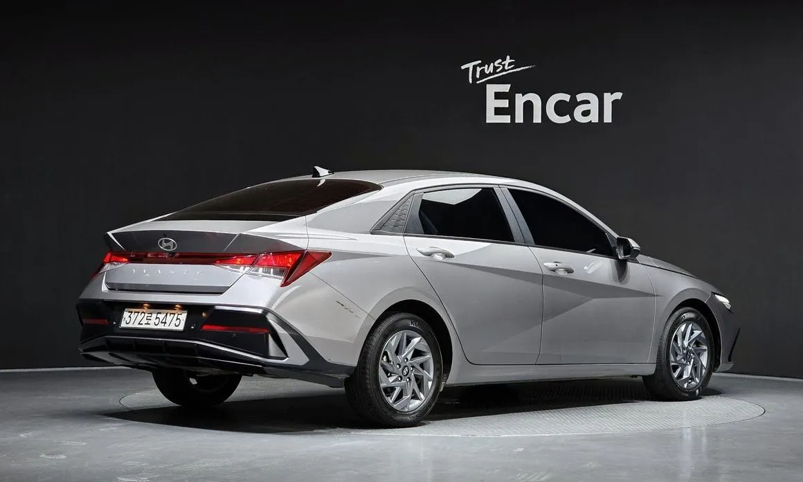 Hyundai AVANTE — фото 4