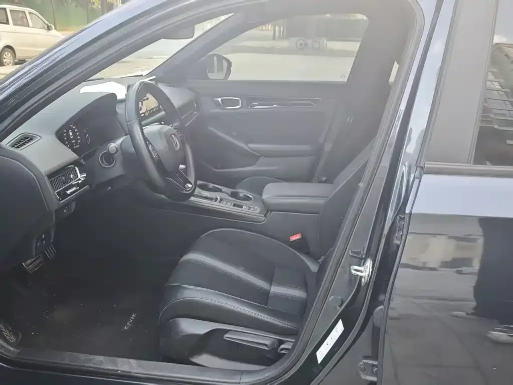 Honda Civic — фото 6