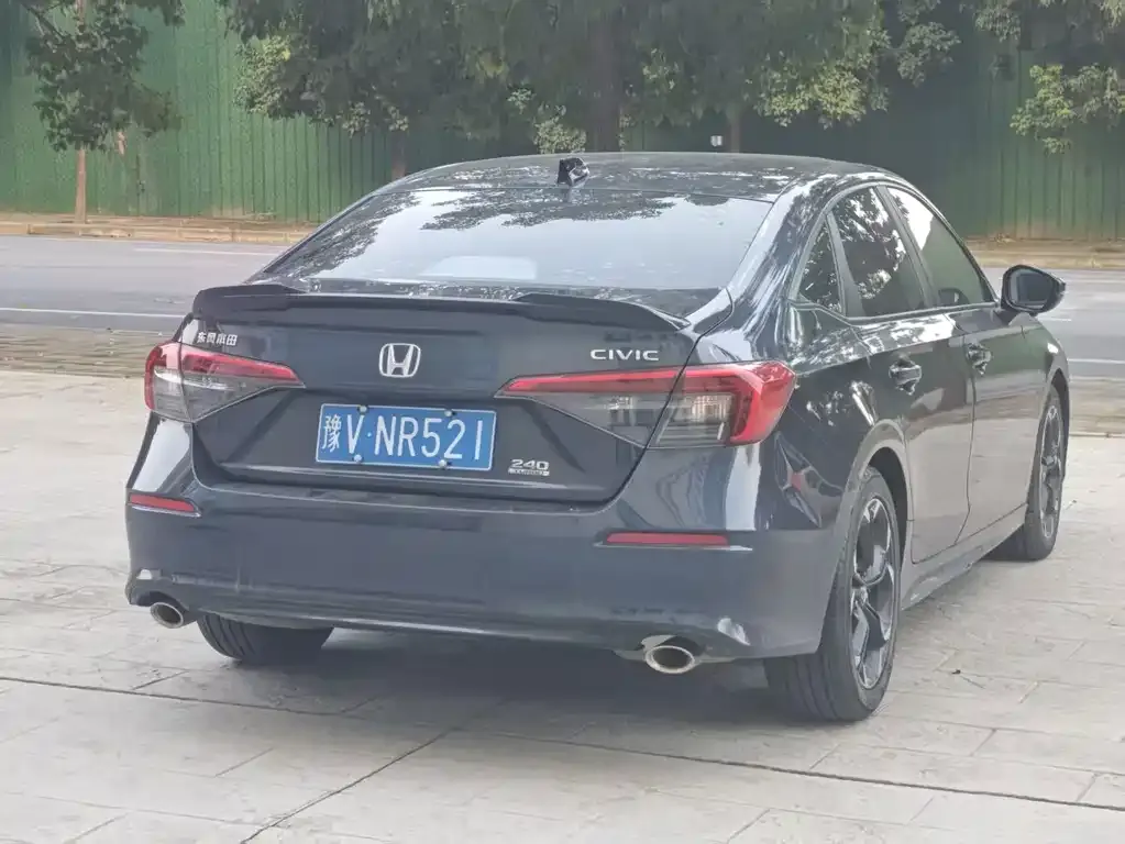 Honda Civic — фото 7