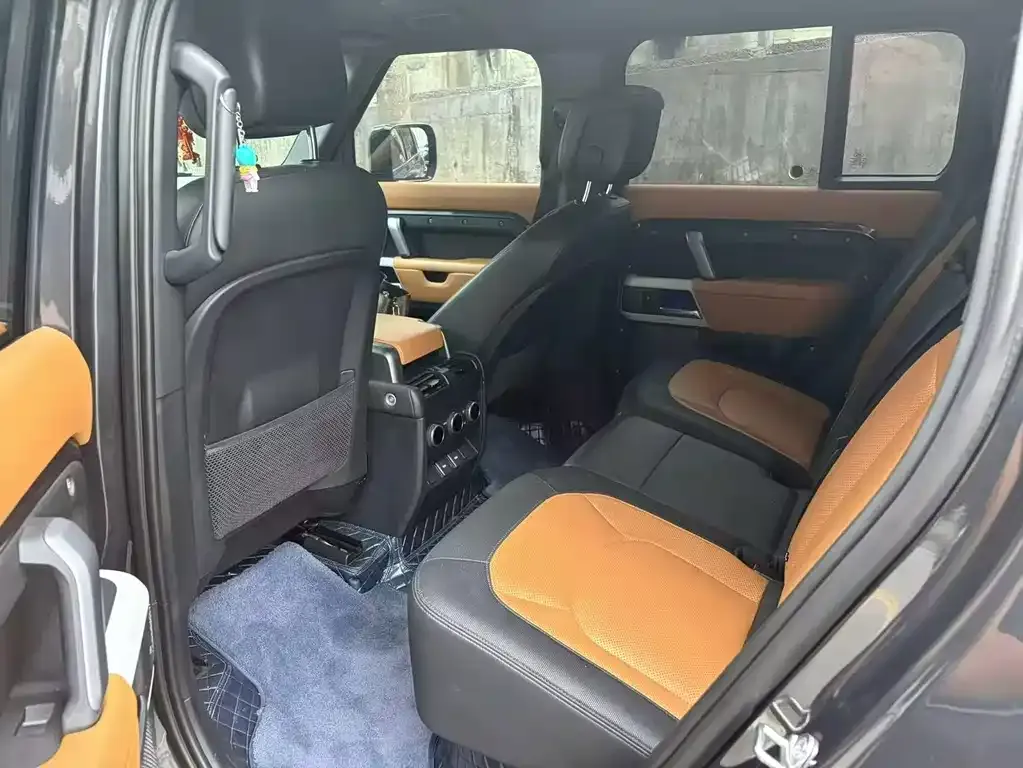 Land Rover Defender — фото 5