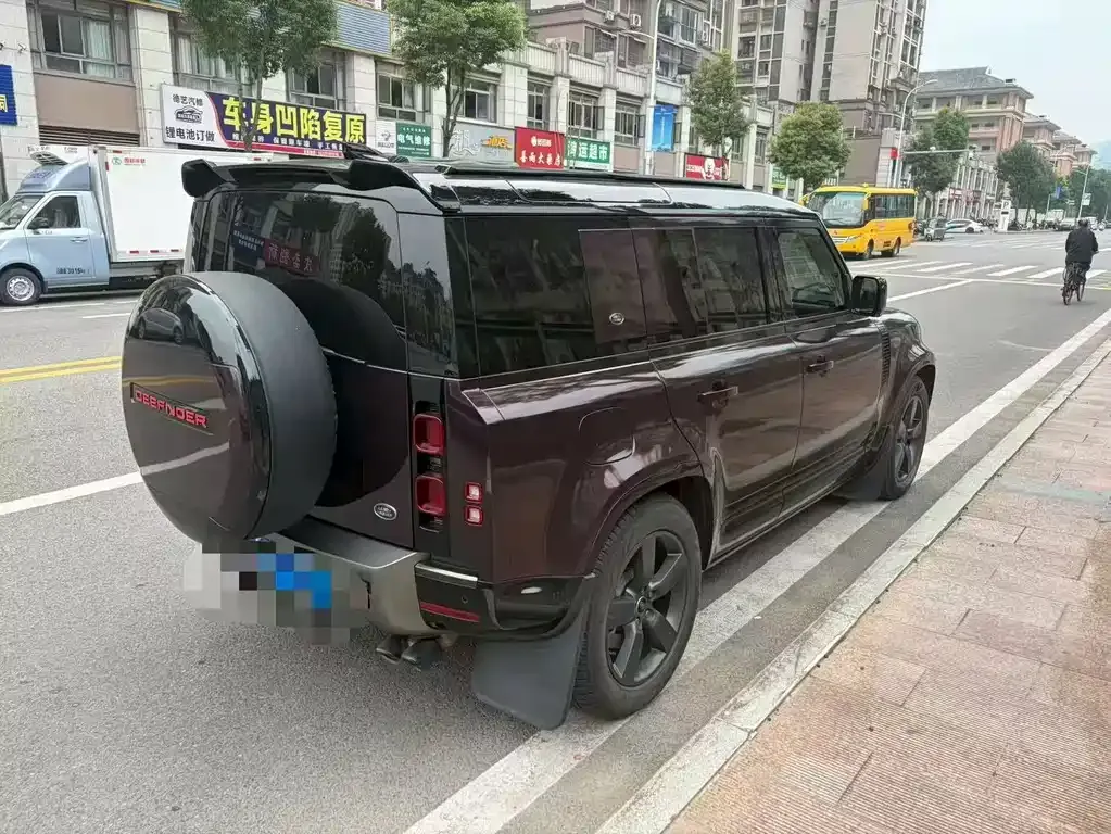 Land Rover Defender — фото 2