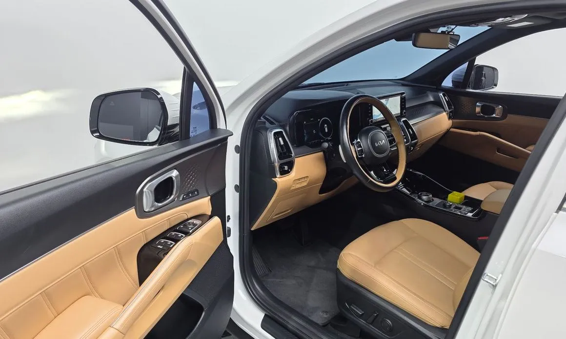 Kia Sorento — фото 7