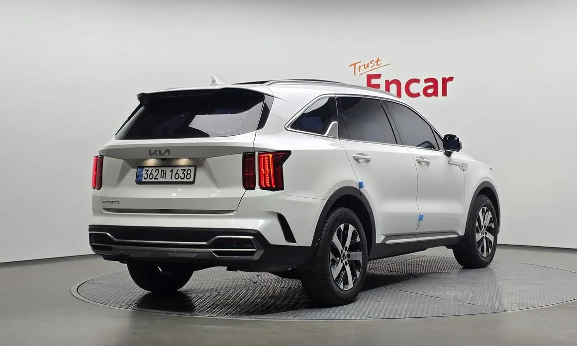 Kia Sorento — фото 4