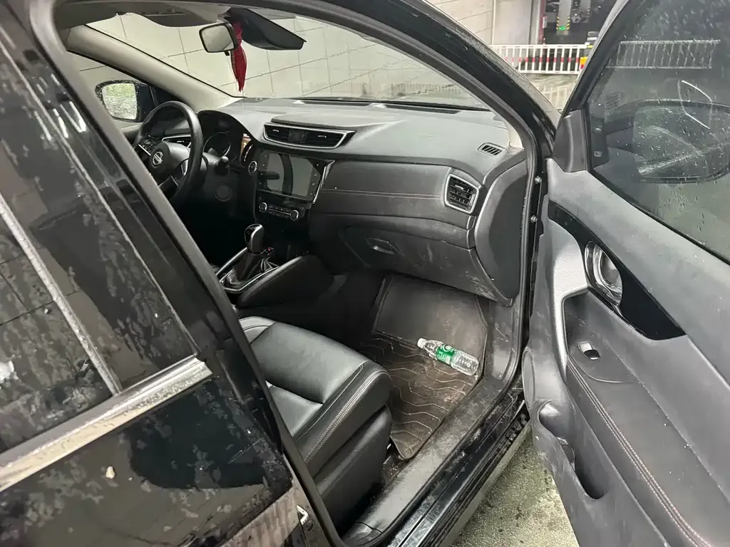 Nissan Qashqai — фото 9