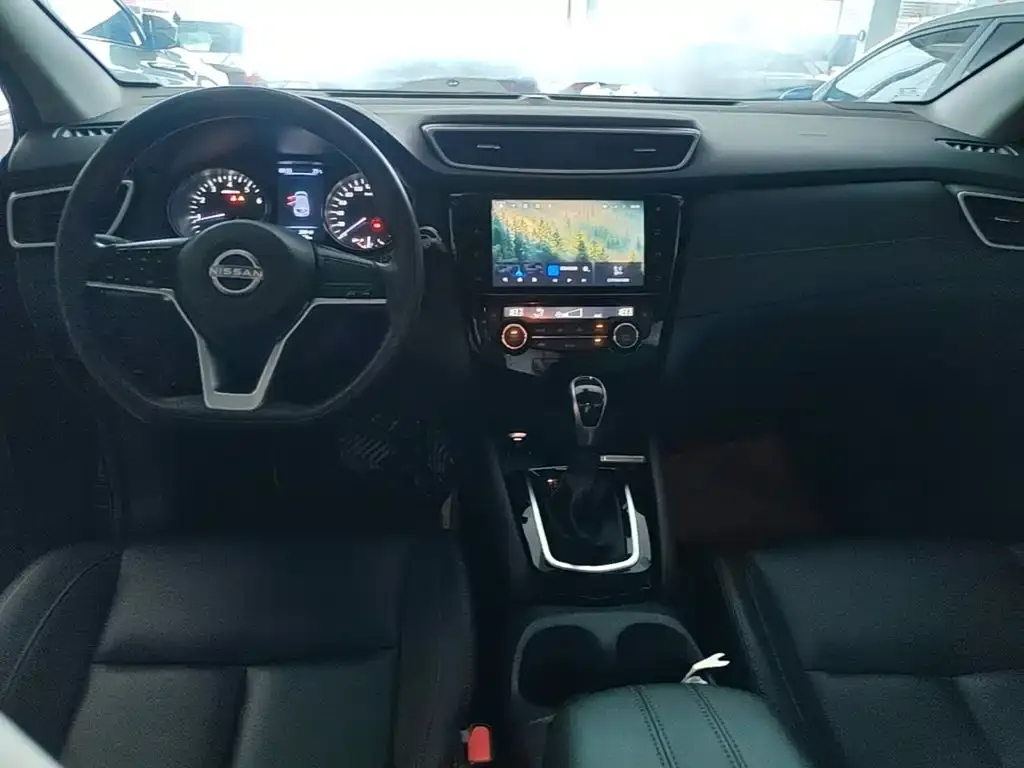 Nissan Qashqai — фото 10