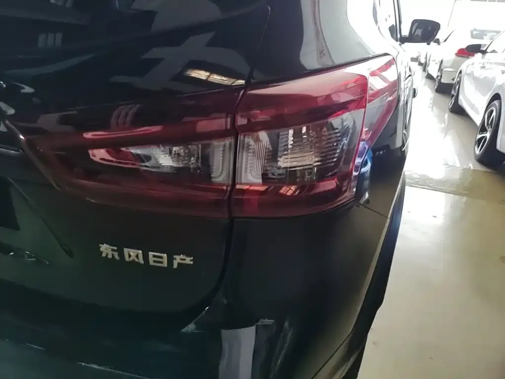 Nissan Qashqai — фото 2