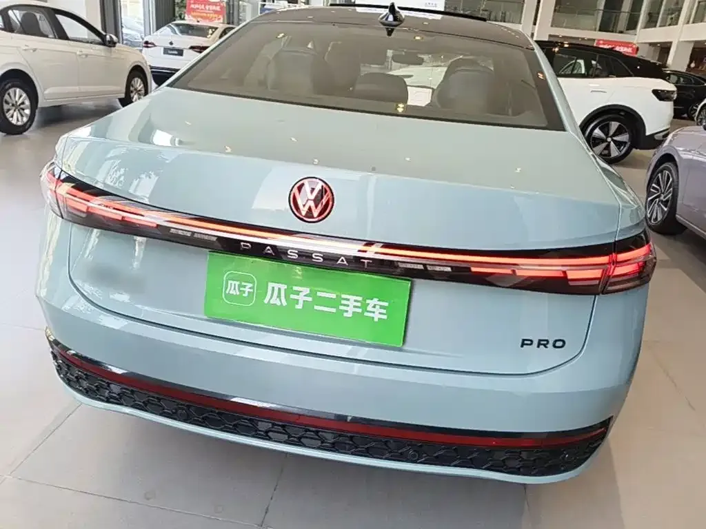 Volkswagen Passat — фото 5