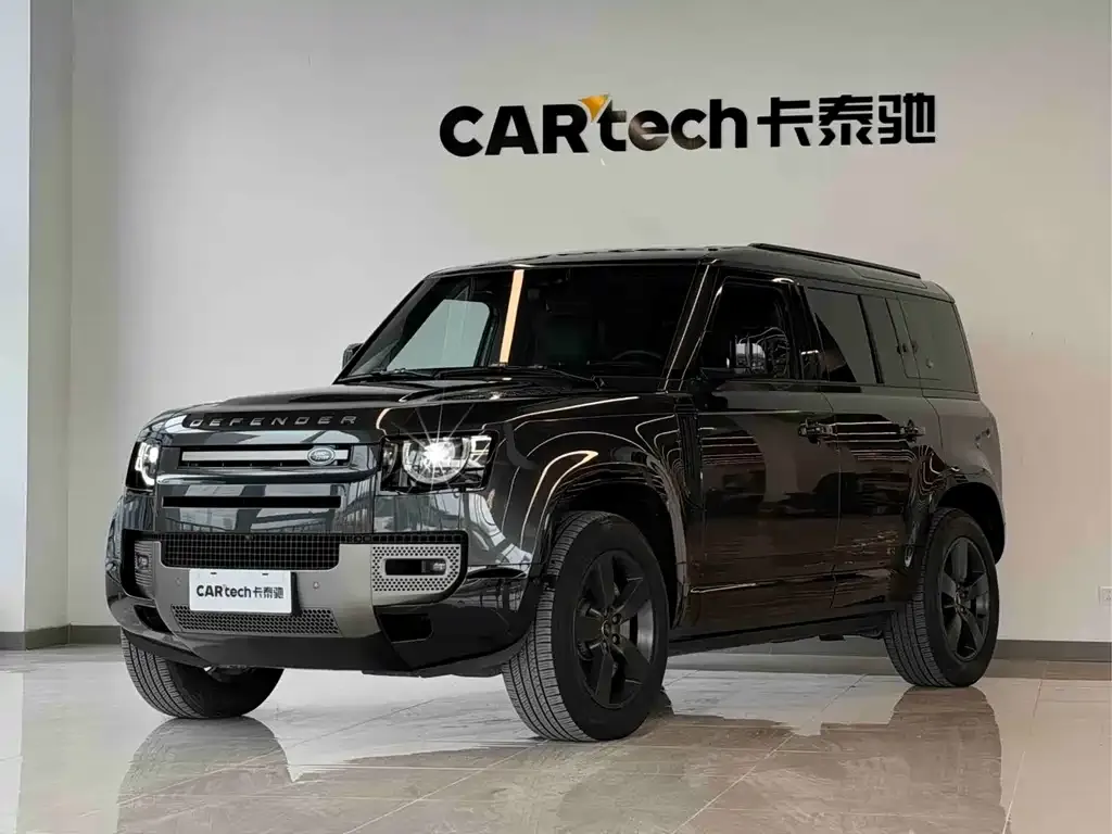 Land Rover Defender — фото 1