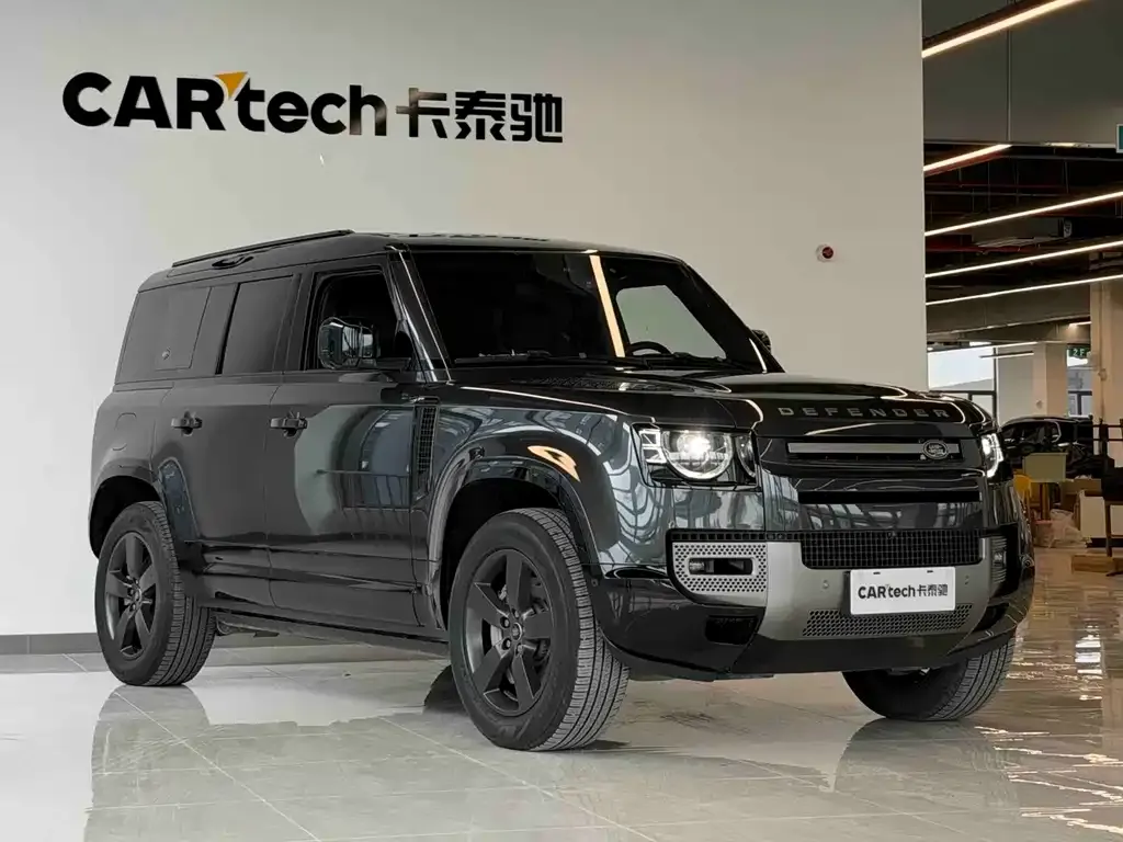 Land Rover Defender — фото 10