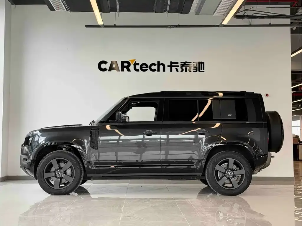Land Rover Defender — фото 4