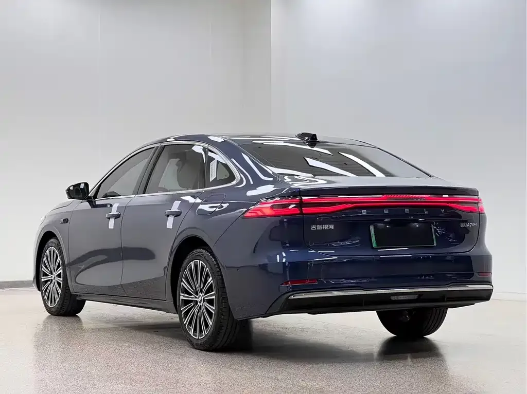 Geely Galaxy A7 EM — фото 4