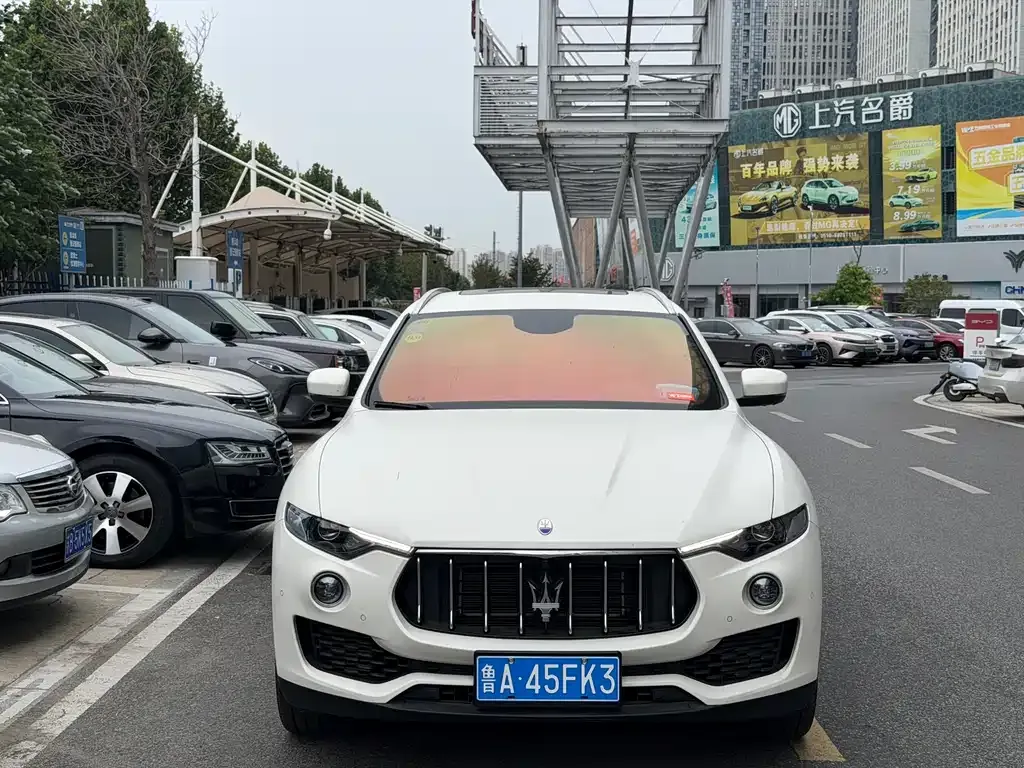 Maserati Levante — фото 7