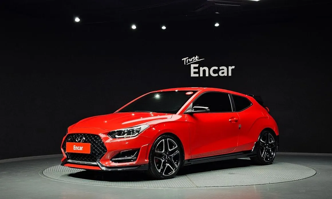 Hyundai Veloster — фото 1