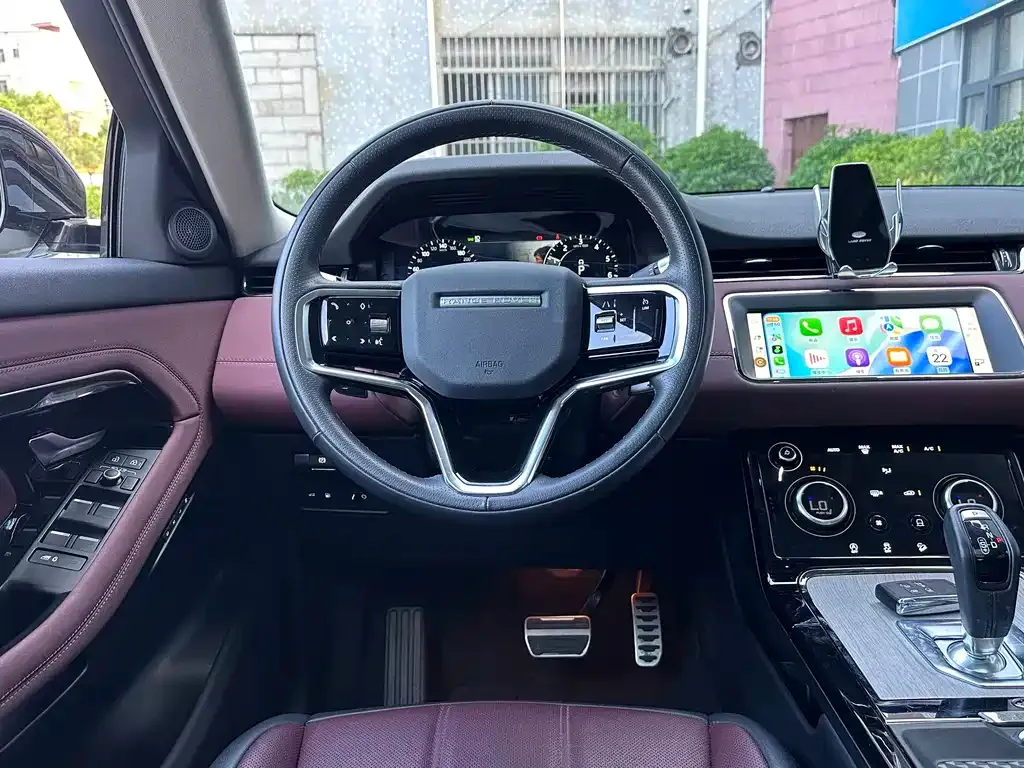 Land Rover Evoque PHEV — фото 7