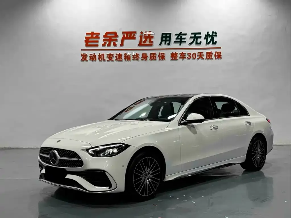 Mercedes-Benz C-Class — фото 1