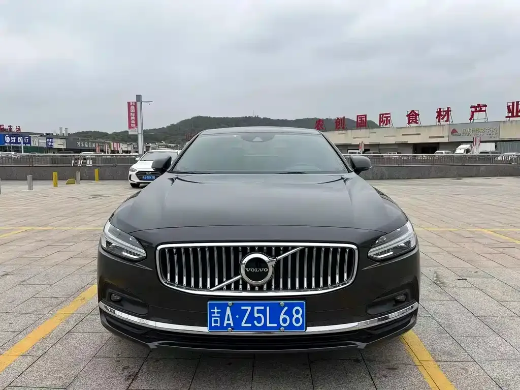 Volvo S90 — фото 4