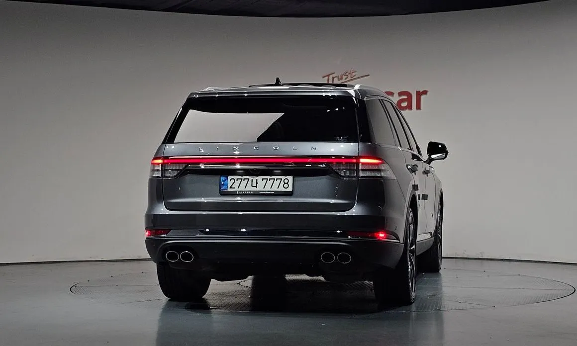 Lincoln Aviator — фото 3