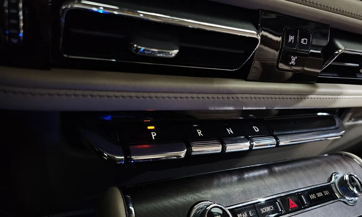 Lincoln Aviator — фото 9