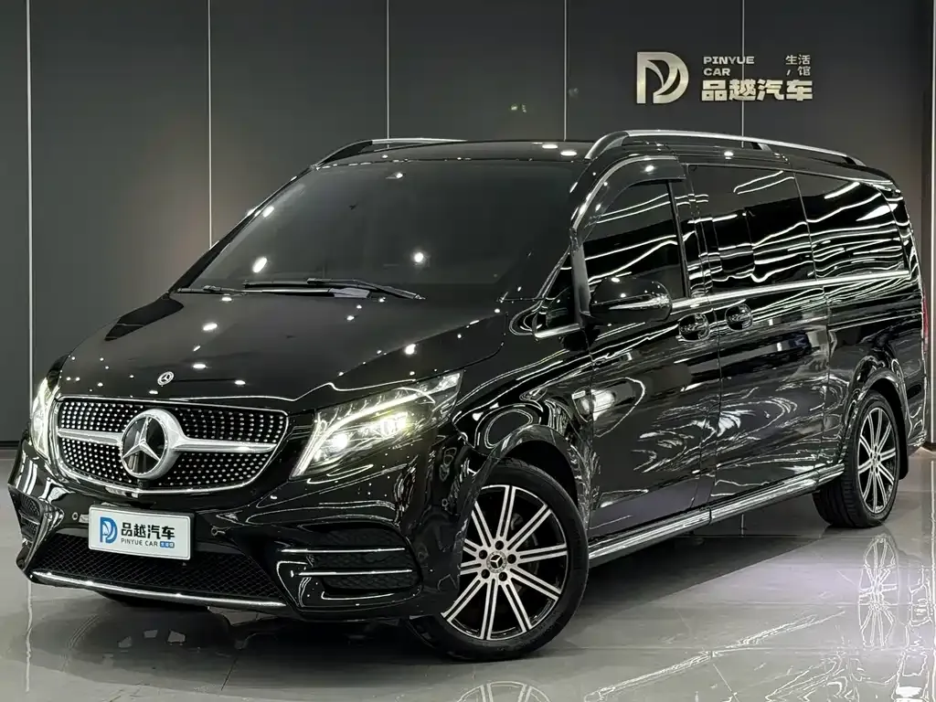 Mercedes-Benz V-Class — фото 1