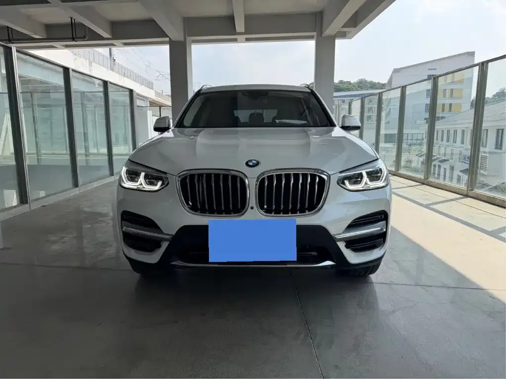 BMW X3 — фото 1