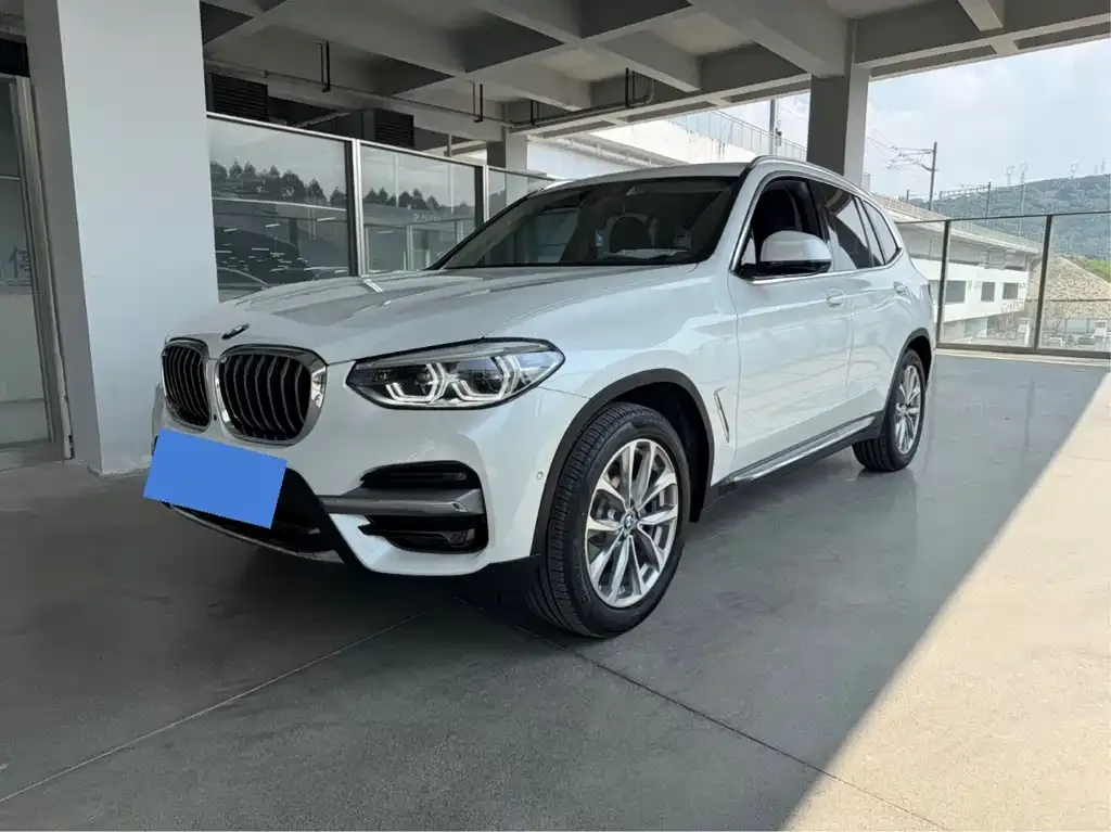BMW X3 — фото 5