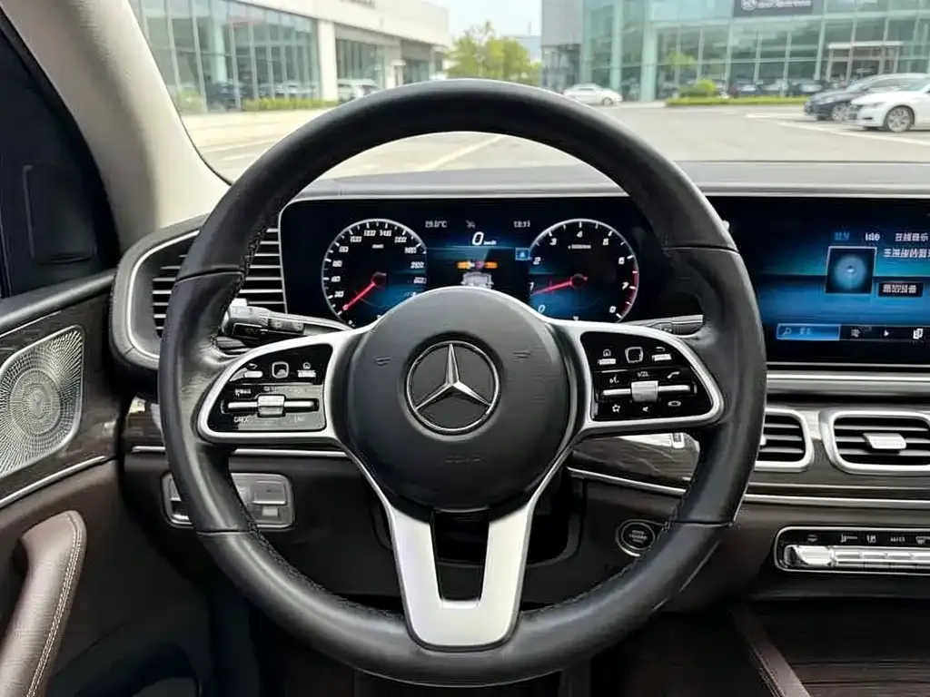 Mercedes-Benz GLE (Import) — фото 5