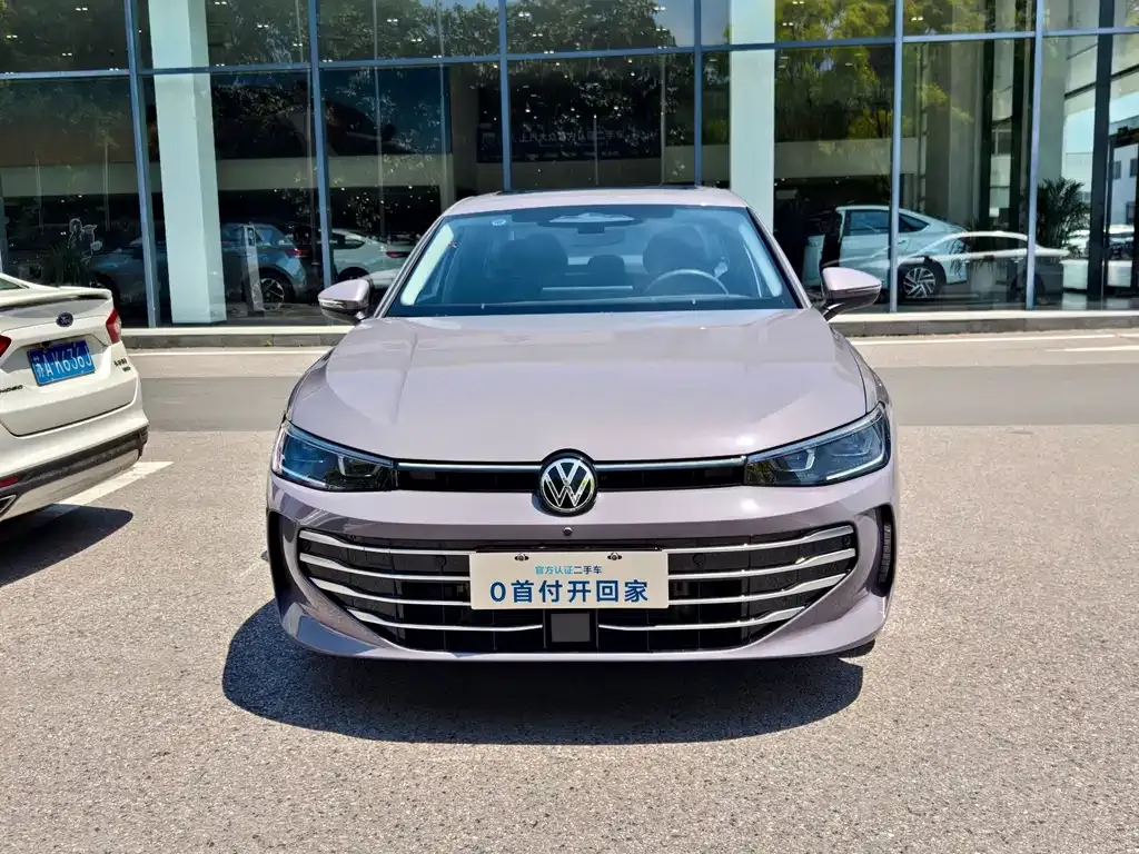 Volkswagen Passat — фото 6