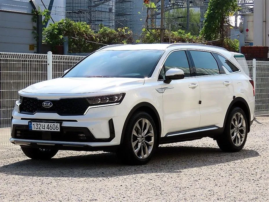 Kia Sorento — фото 1