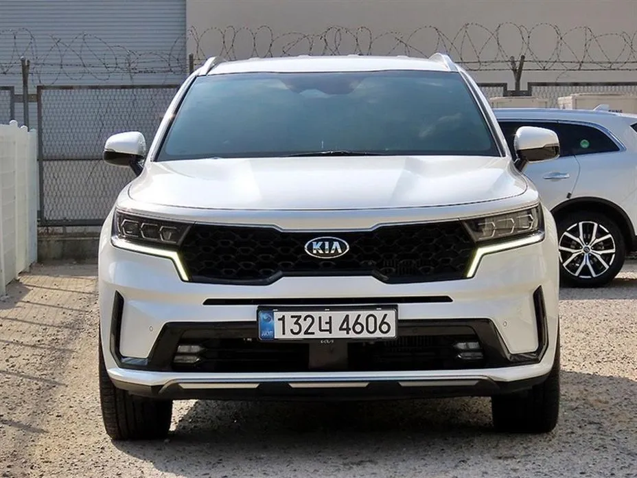 Kia Sorento — фото 5