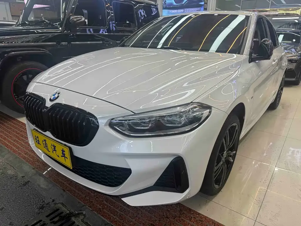 BMW 1 Series — фото 1