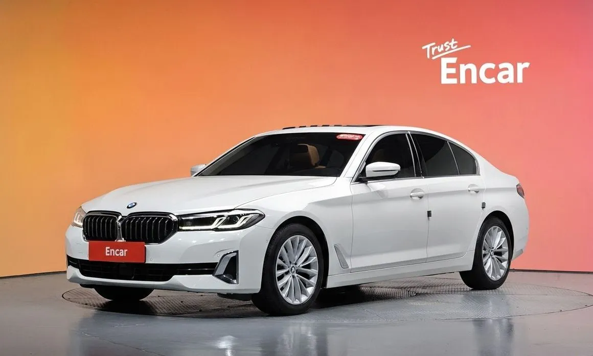 BMW 5-Series — фото 1
