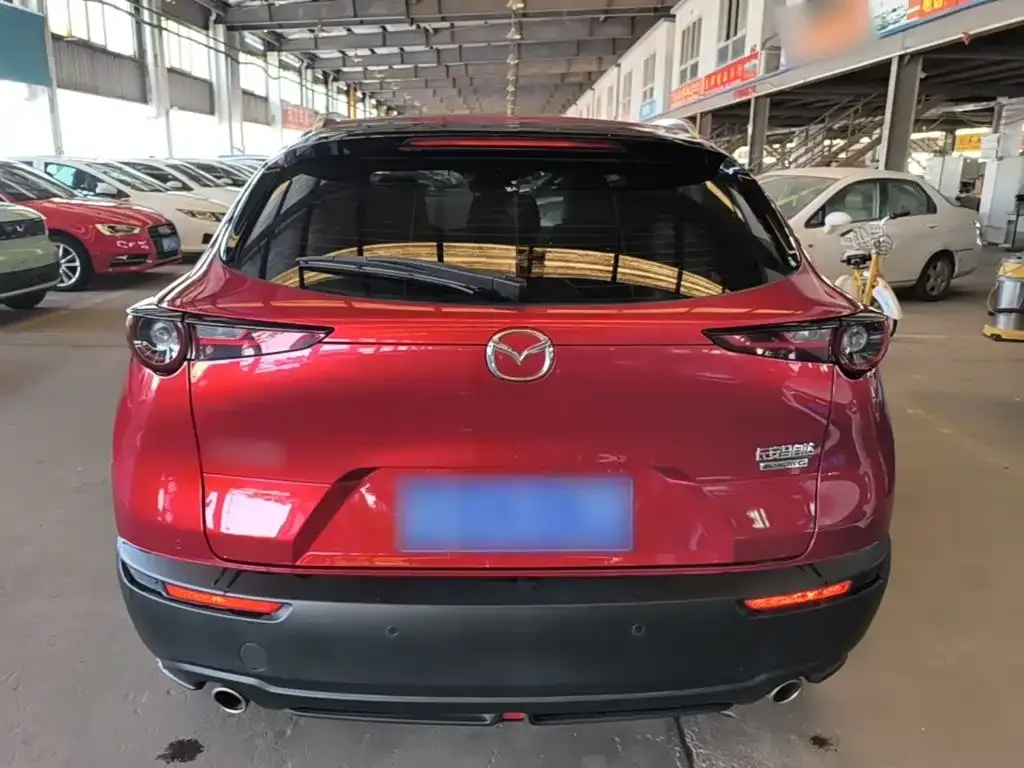 Mazda CX-30 — фото 8