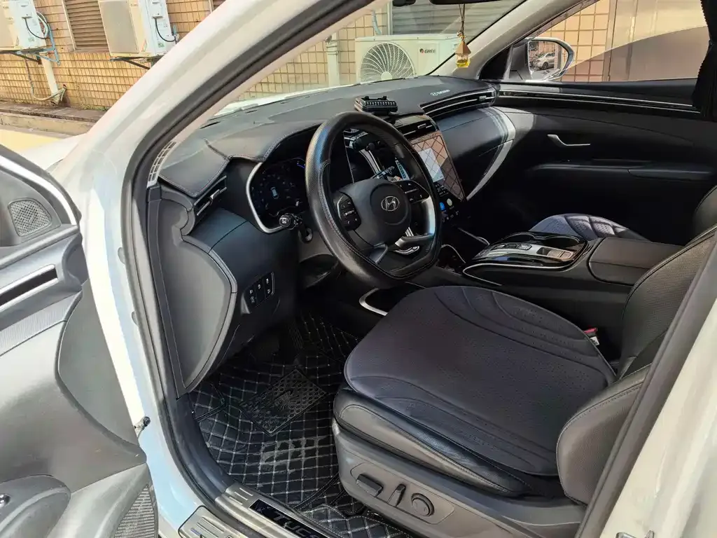 Hyundai Tucson — фото 9