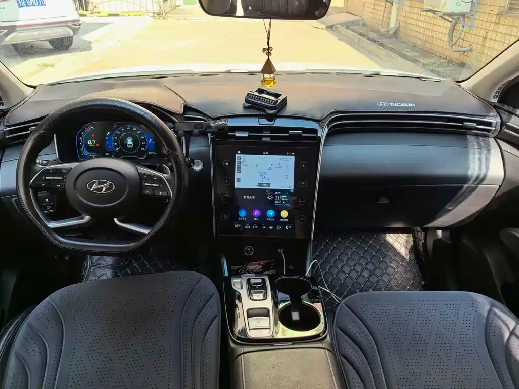 Hyundai Tucson — фото 2