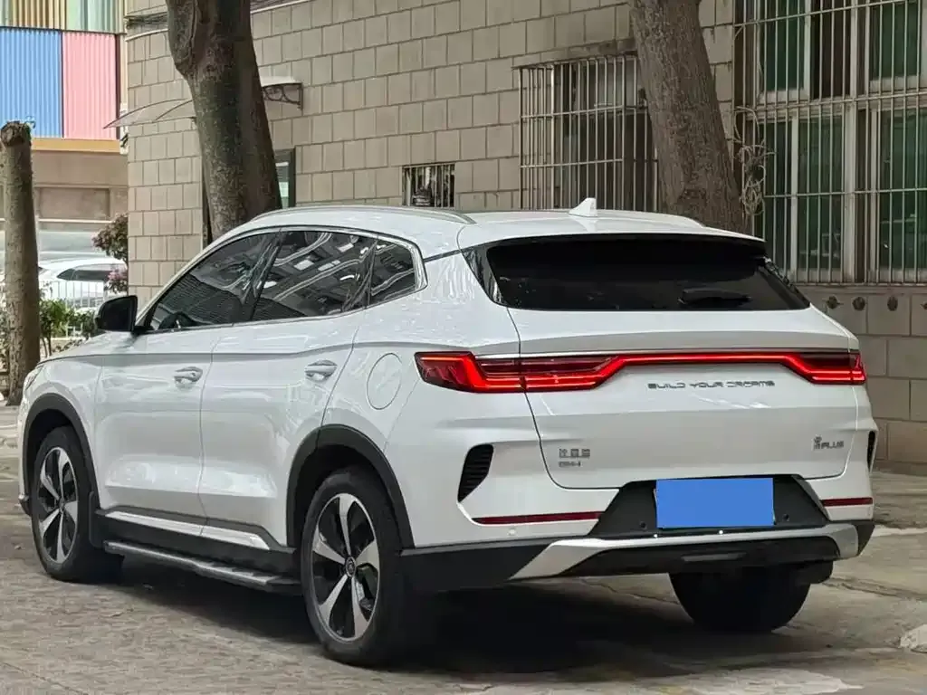 BYD PLUS New Energy — фото 4