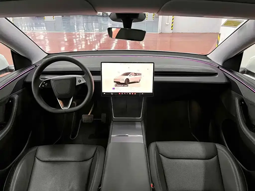 Tesla Model Y — фото 6